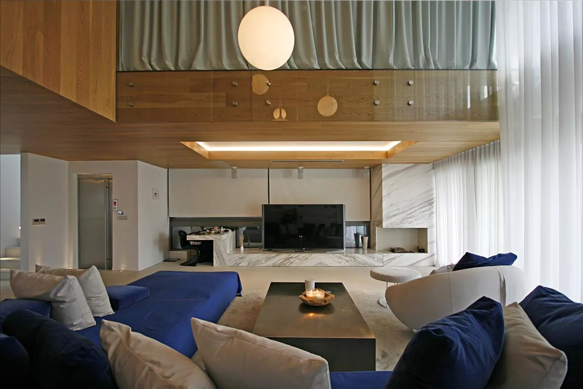 μεζονέτα προς πώληση 370 τ.μ Βούλα Νότια Αθήνας