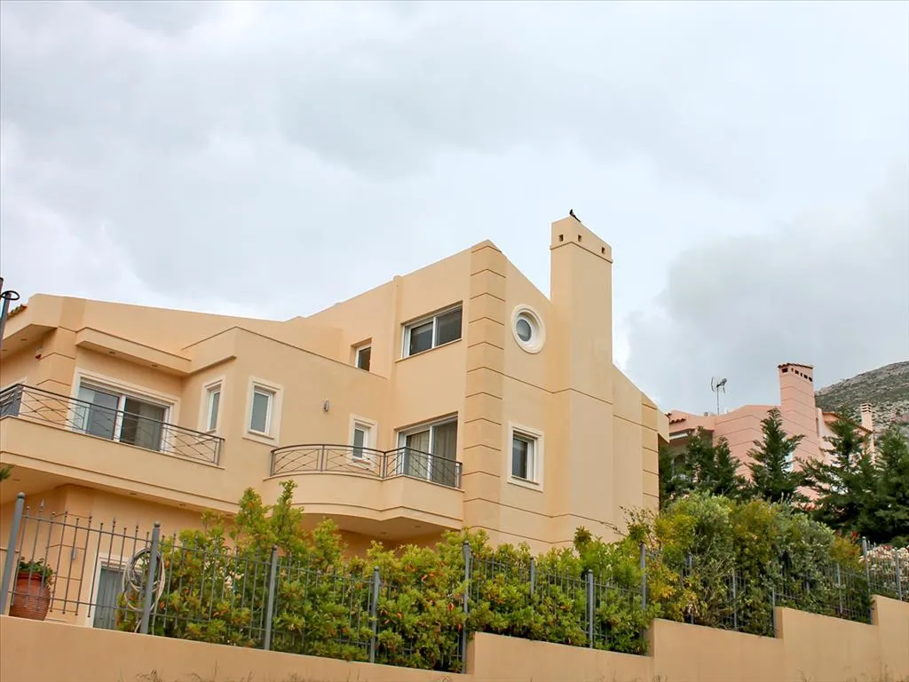 βίλα προς πώληση 380 τ.μ Γλυφάδα Νότια Αθήνας