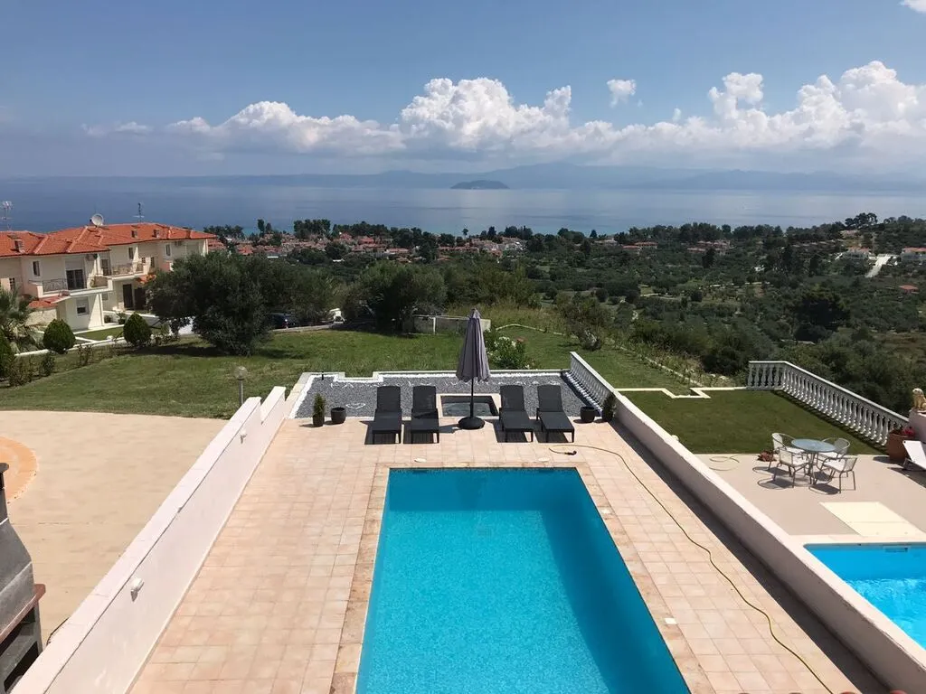 μεζονέτα προς πώληση 150 τ.μ Κασσάνδρα Χαλκιδική