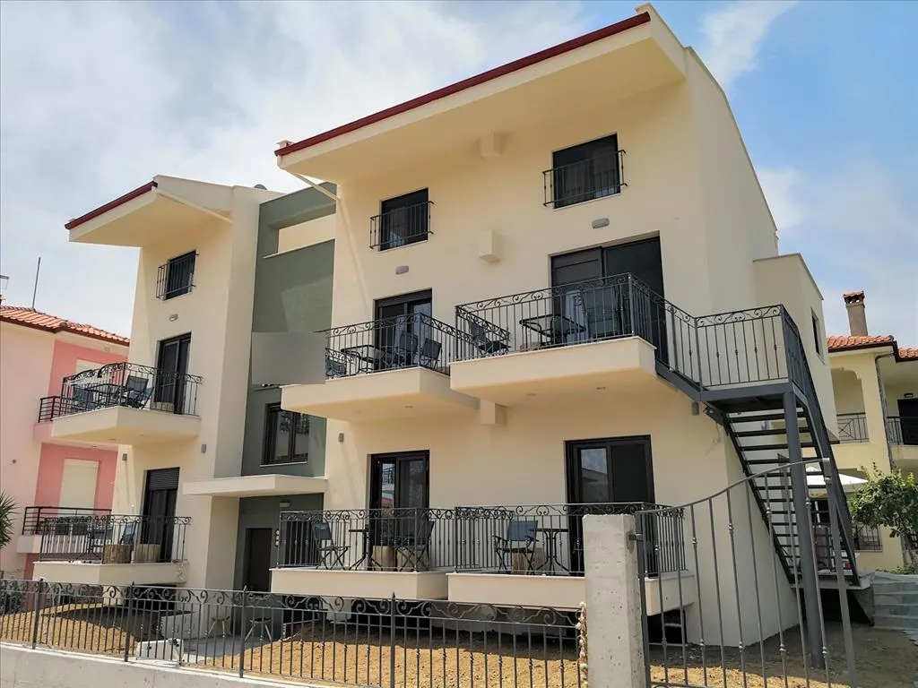 ξενοδοχείο προς πώληση 322 τ.μ Σιθωνία Χαλκιδική