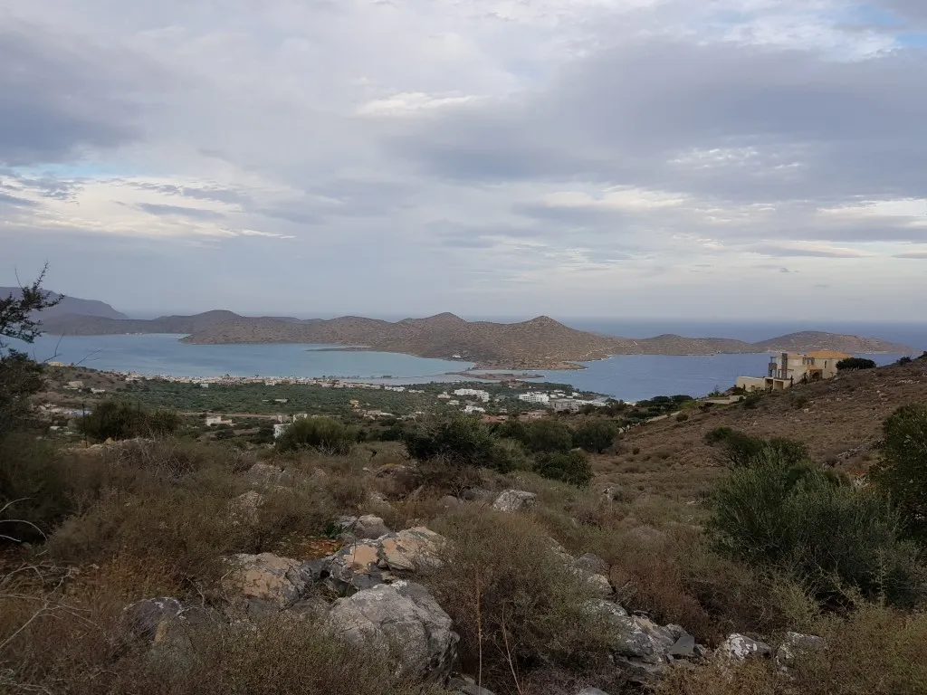 γη προς πώληση 8700 τ.μ Ελούντα Νομός Λασιθίου