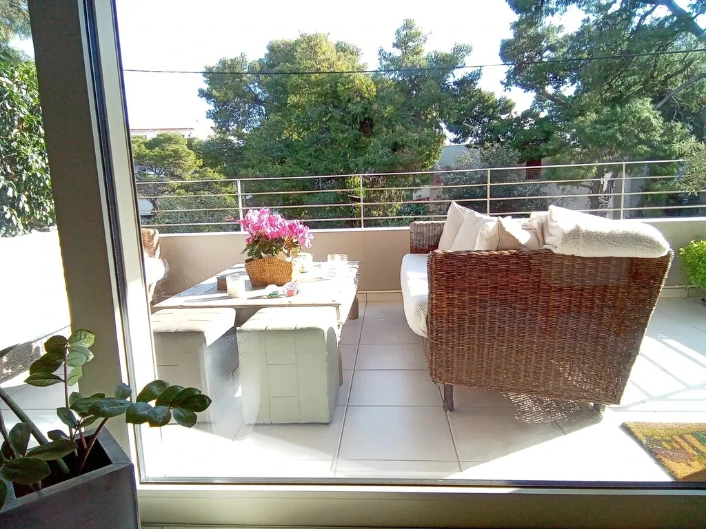 διαμέρισμα προς πώληση 70 τ.μ Βάρη - Βάρκιζα Νότια Αθήνας