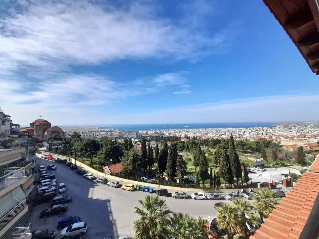 διαμέρισμα προς πώληση 135 τ.μ Νεάπολη Προάστια Θεσσαλονίκης