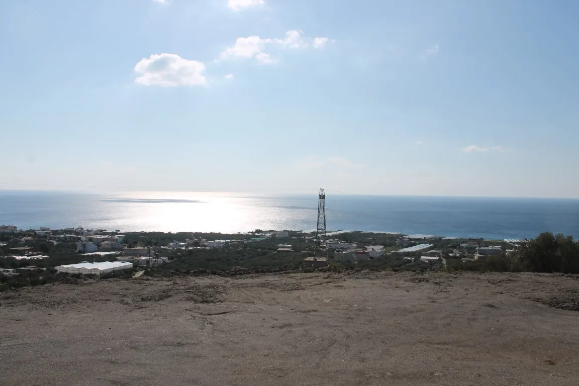 γη προς πώληση 4500 τ.μ Ιεράπετρα Νομός Λασιθίου