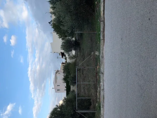 γη προς πώληση 800 τ.μ Καλύβια Θορικού Υπόλοιπη Αττικής