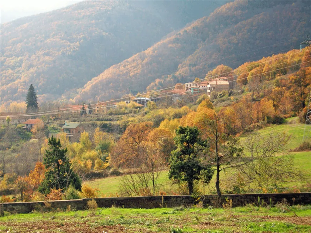 γη προς πώληση 6890 τ.μ Κατερίνη Νομός Πιερίας