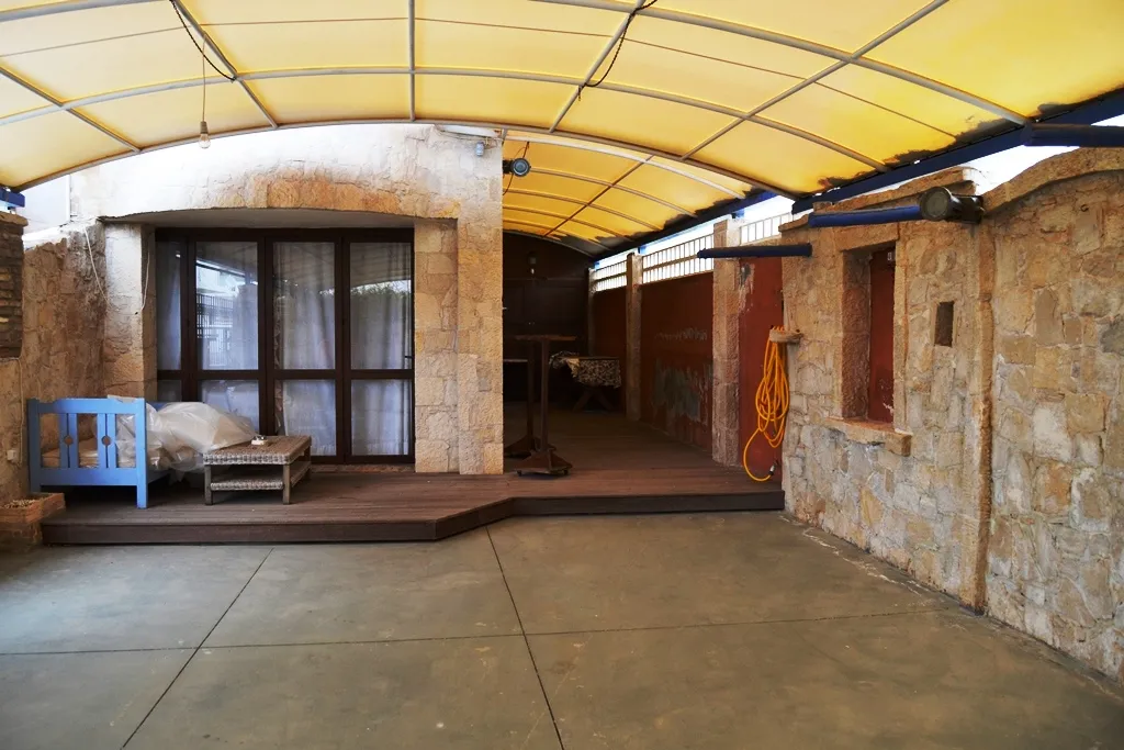 επιχείρηση προς πώληση 180 τ.μ Χερσόνησος Νομός Ηρακλείου