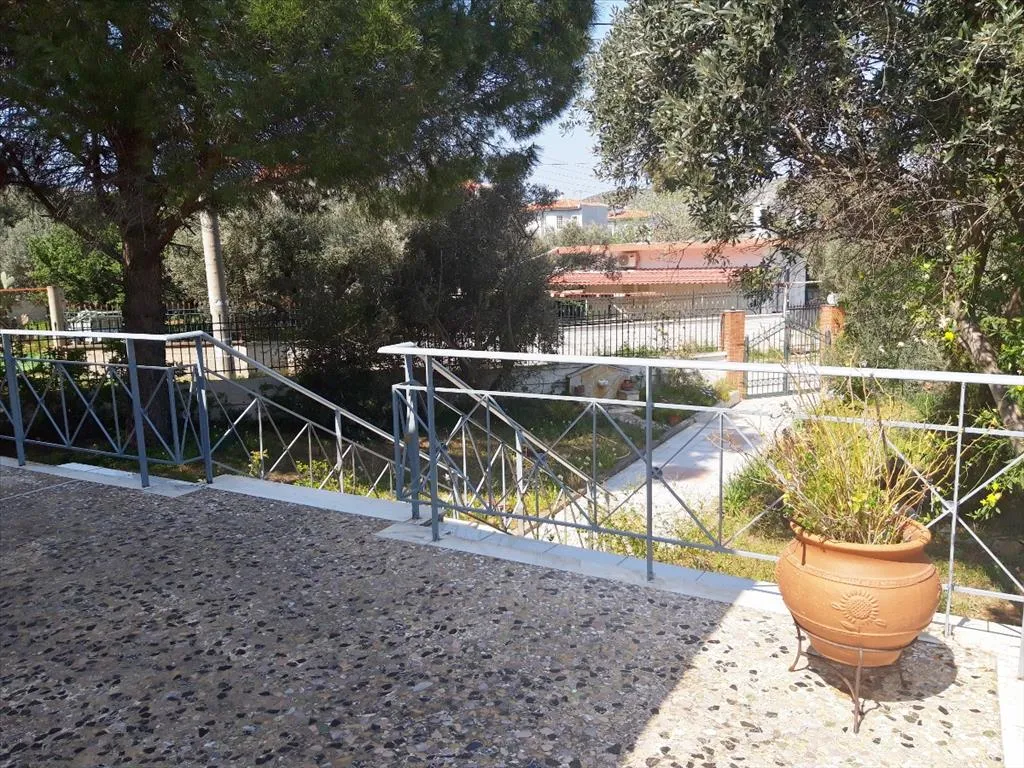 μονοκατοικία προς πώληση 55 τ.μ Κορωπί Ανατολικά Αθήνας