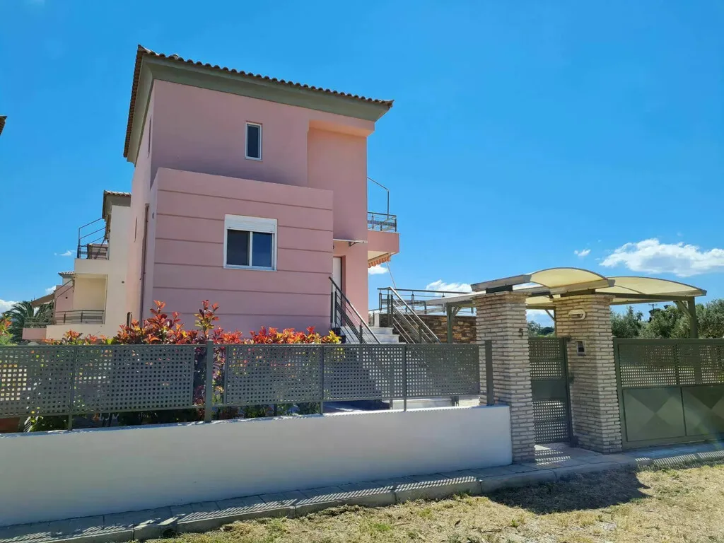 μονοκατοικία προς πώληση 150 τ.μ Λουτράκι-Περαχώρα Κορινθία