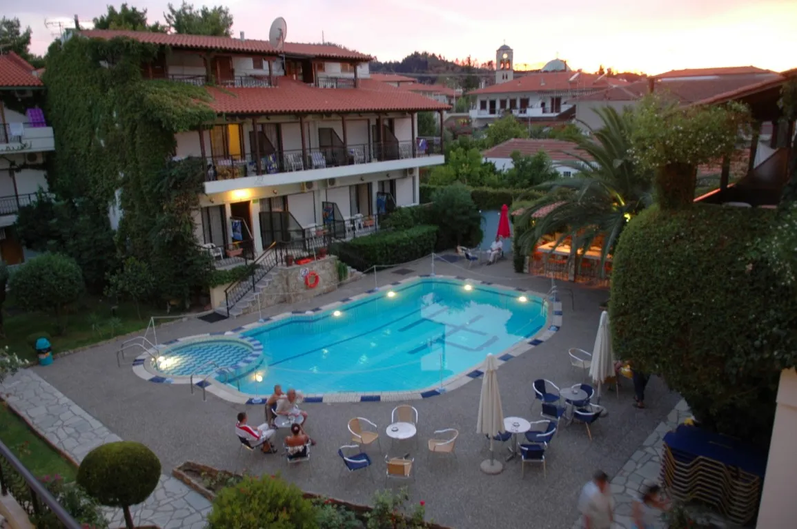 ξενοδοχείο προς πώληση 1680 τ.μ Κασσάνδρα Χαλκιδική