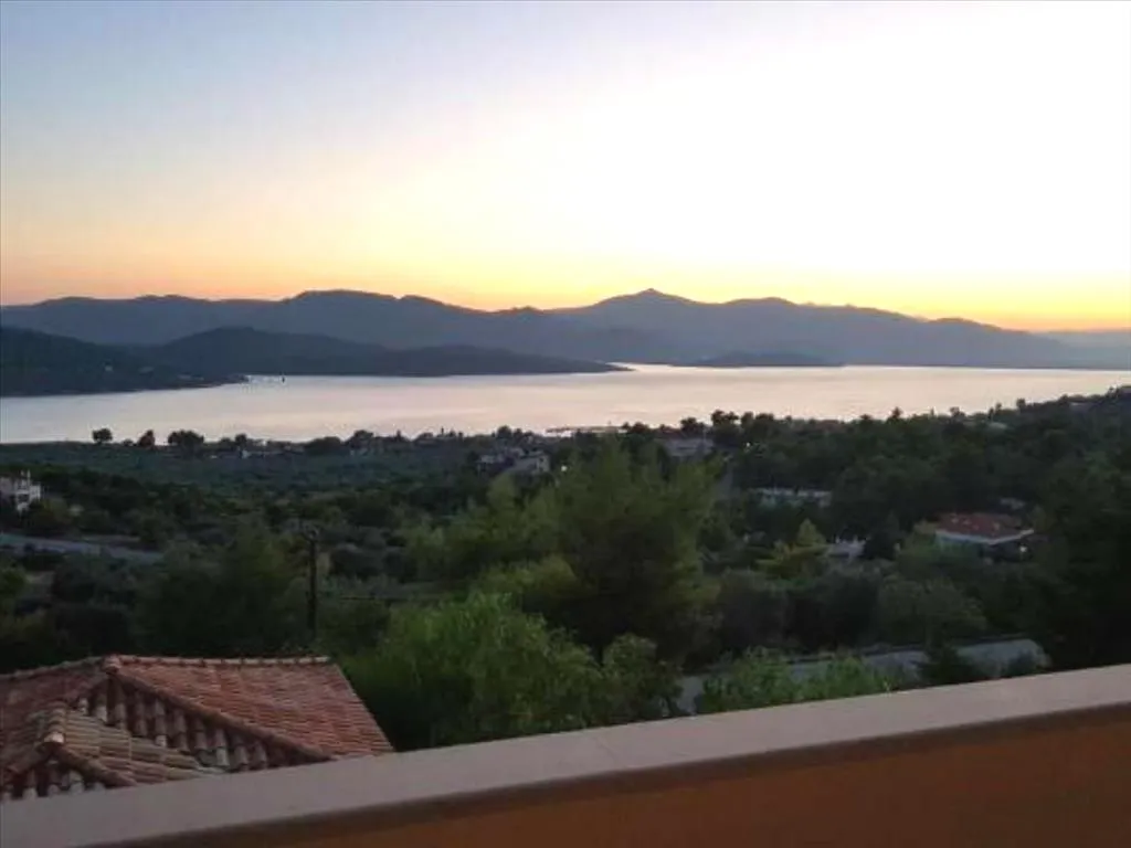 βίλα προς πώληση 190 τ.μ Μαλεσίνα Φθιώτιδα