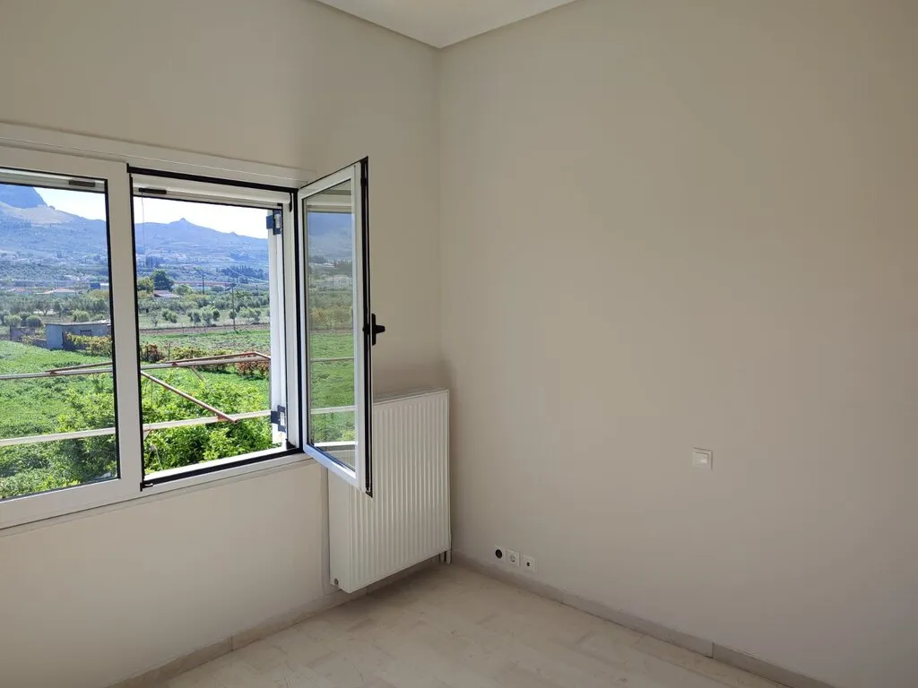 μονοκατοικία προς πώληση 260 τ.μ Κόρινθος Κορινθία