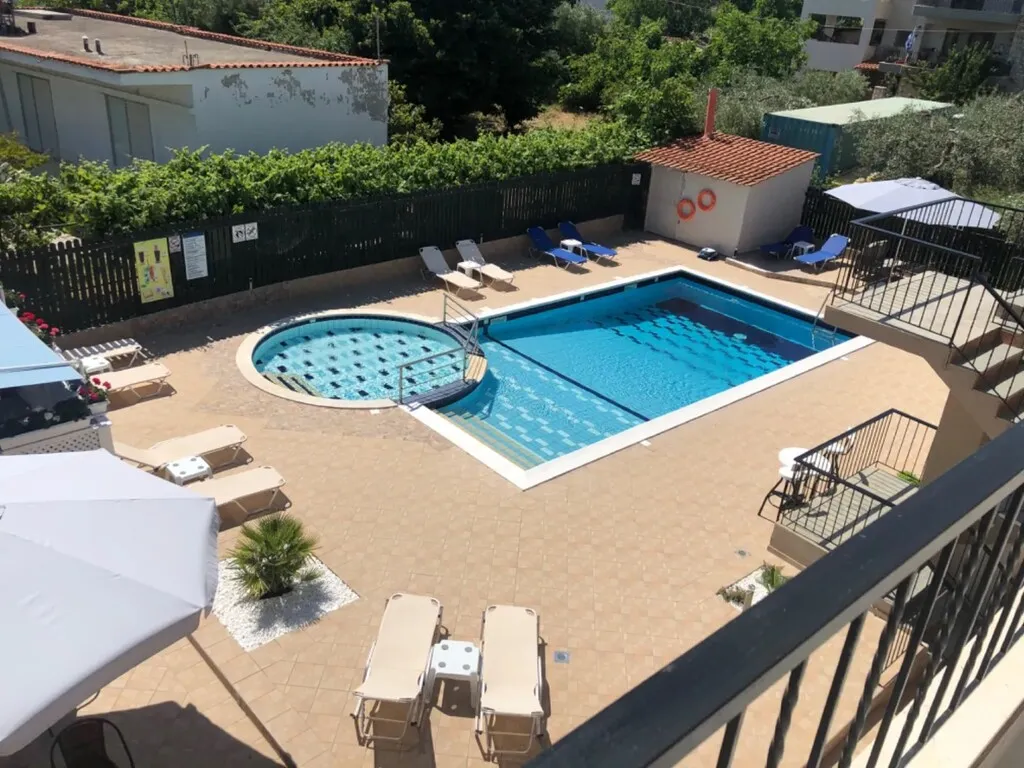 ξενοδοχείο προς πώληση 600 τ.μ Κασσάνδρα Χαλκιδική