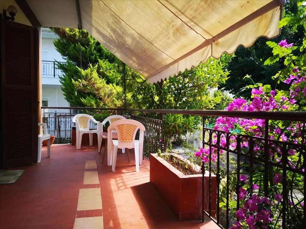 μονοκατοικία προς πώληση 100 τ.μ Κασσάνδρα Χαλκιδική