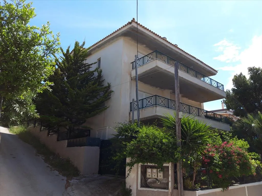 μεζονέτα προς πώληση 174 τ.μ Κορωπί Ανατολικά Αθήνας