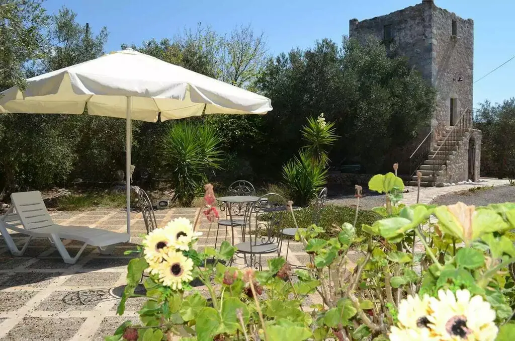 κτίριο προς πώληση 120 τ.μ Οιτύλος Λακωνία