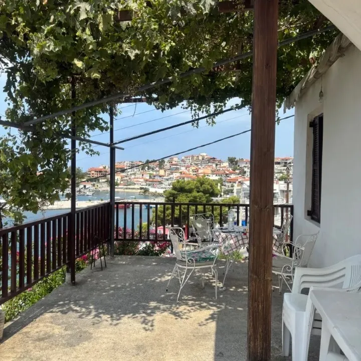 κτίριο προς πώληση 130 τ.μ Σιθωνία Χαλκιδική