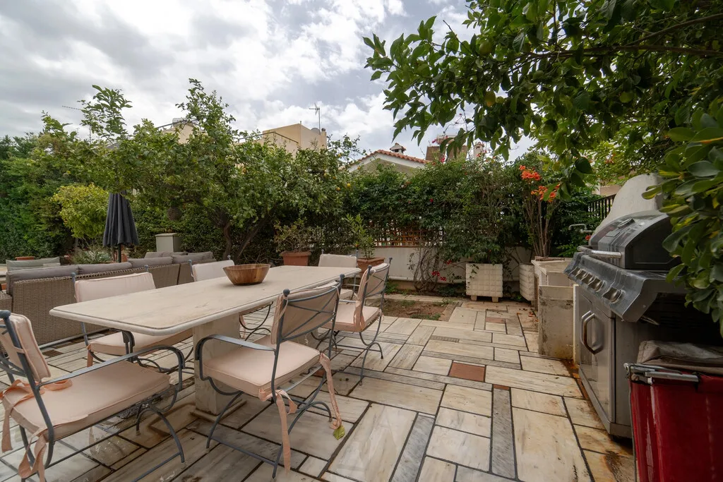 βίλα προς πώληση 287 τ.μ Άλιμος Νότια Αθήνας