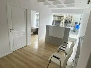 εμπορικό ακίνητο προς πώληση 82 τ.μ Ζωγράφου Κέντρο Αθήνας