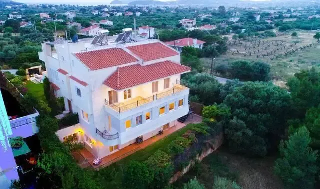 βίλα προς πώληση 680 τ.μ Ανάβυσσος Υπόλοιπη Αττικής