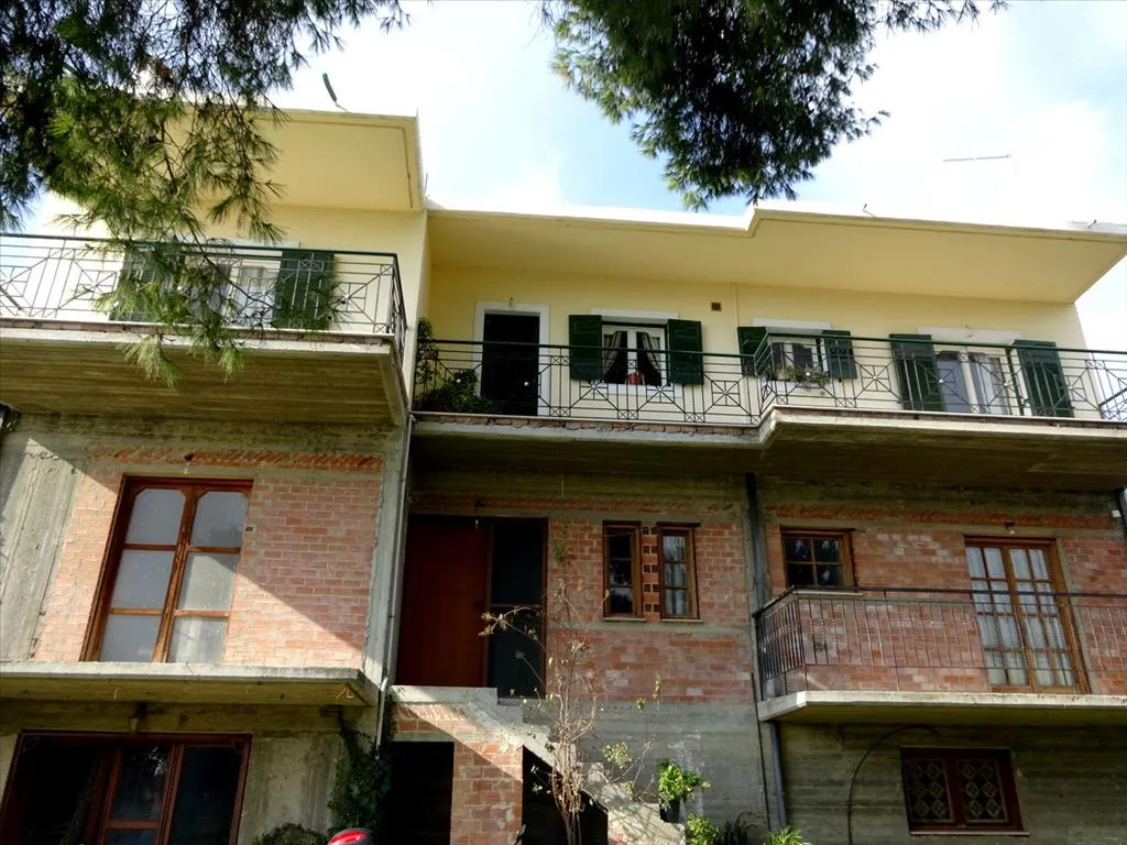 μονοκατοικία προς πώληση 400 τ.μ Αμάρυνθος Εύβοια