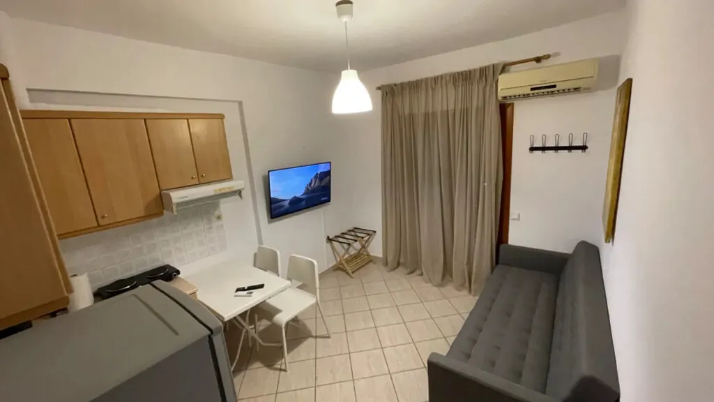 διώροφη κατοικία προς πώληση 56 τ.μ Κασσάνδρα Χαλκιδική