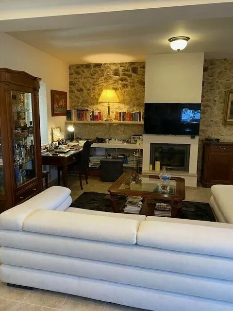 μεζονέτα προς πώληση 180 τ.μ Φαρίδα Λακωνία