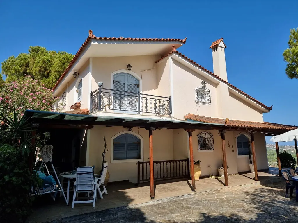 μεζονέτα προς πώληση 302 τ.μ Ξυλόκαστρο Κορινθία