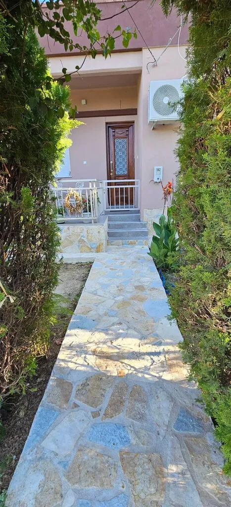 μονοκατοικία προς πώληση 85 τ.μ Ξυλόκαστρο Κορινθία