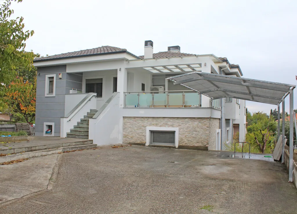 μονοκατοικία προς πώληση 370 τ.μ Μεθώνη Νομός Πιερίας