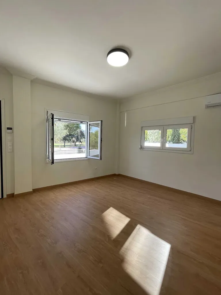 διαμέρισμα προς πώληση 55 τ.μ Γλυφάδα Νότια Αθήνας