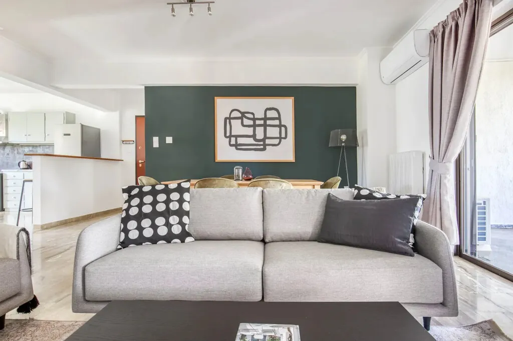 διαμέρισμα προς πώληση 130 τ.μ Βούλα Νότια Αθήνας