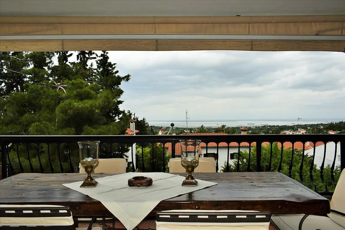 διαμέρισμα προς πώληση 350 τ.μ Πανόραμα Προάστια Θεσσαλονίκης