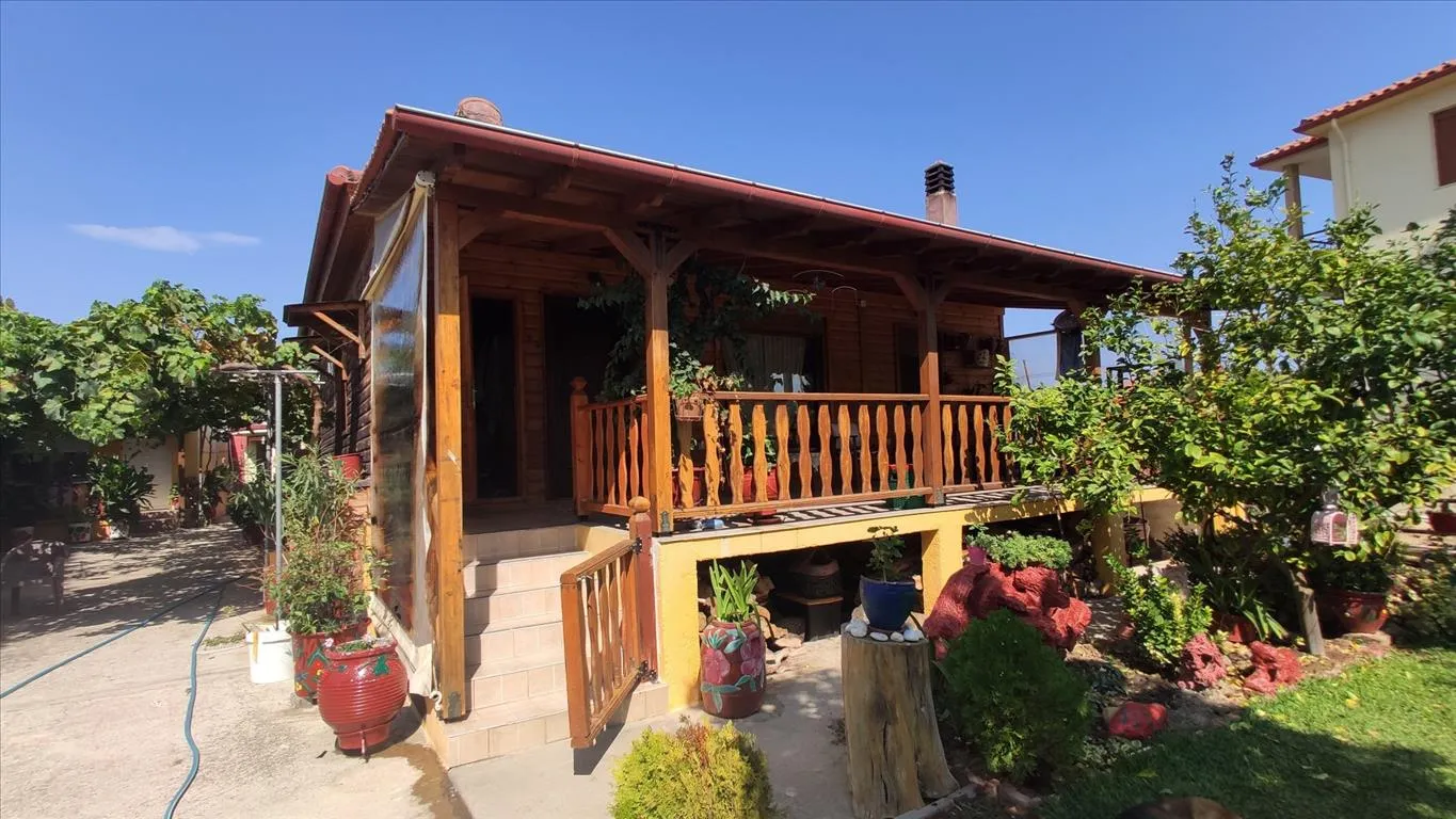 μονοκατοικία προς πώληση 90 τ.μ Σιθωνία Χαλκιδική