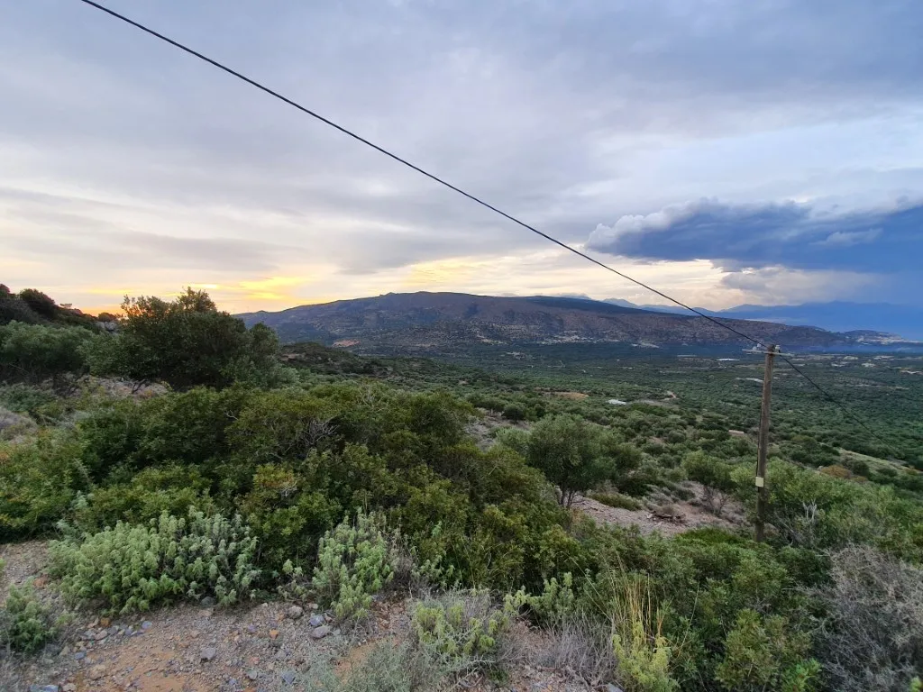 γη προς πώληση 19000 τ.μ Ιεράπετρα Νομός Λασιθίου