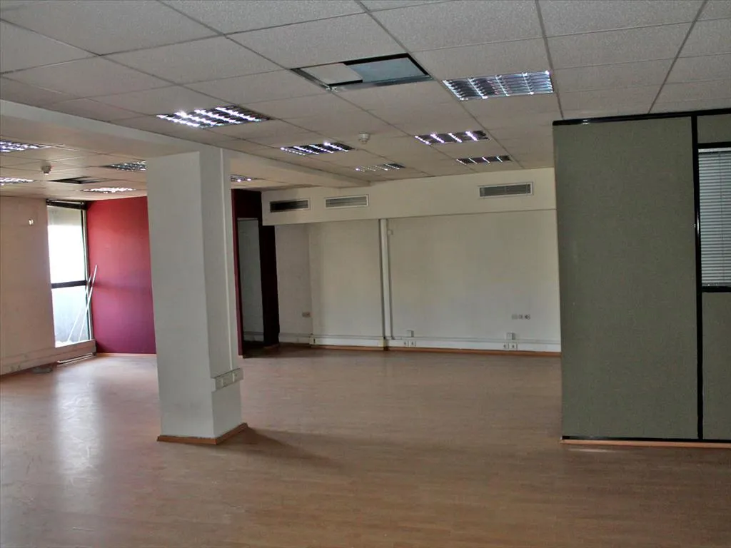 εμπορικό ακίνητο προς πώληση 580 τ.μ Αγία Παρασκευή Βόρεια Αθήνας