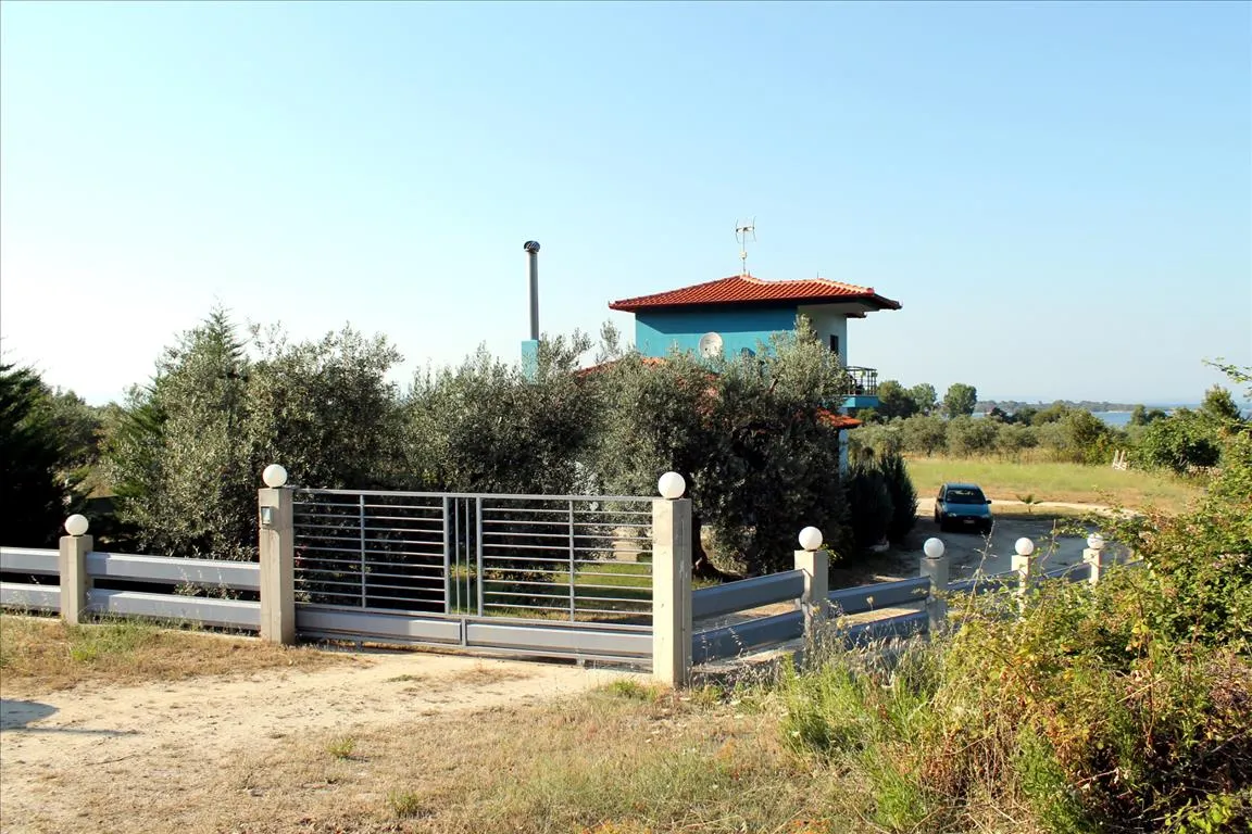 μονοκατοικία προς πώληση 100 τ.μ Σιθωνία Χαλκιδική