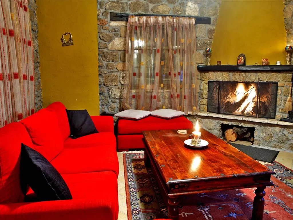 ξενοδοχείο προς πώληση 241 τ.μ Ξυλόκαστρο Κορινθία