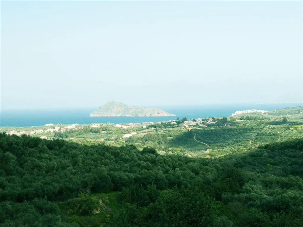 γη προς πώληση 600 τ.μ Πλατανιάς Νομός Χανίων