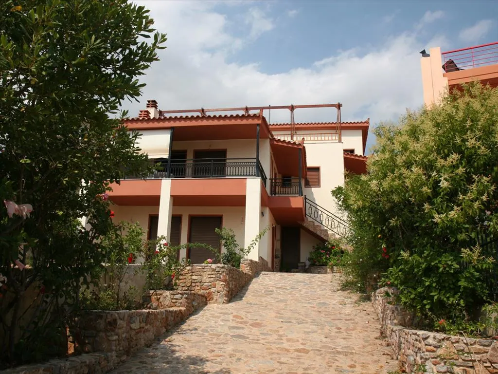 μονοκατοικία προς πώληση 250 τ.μ Σαρωνίδα Υπόλοιπη Αττικής