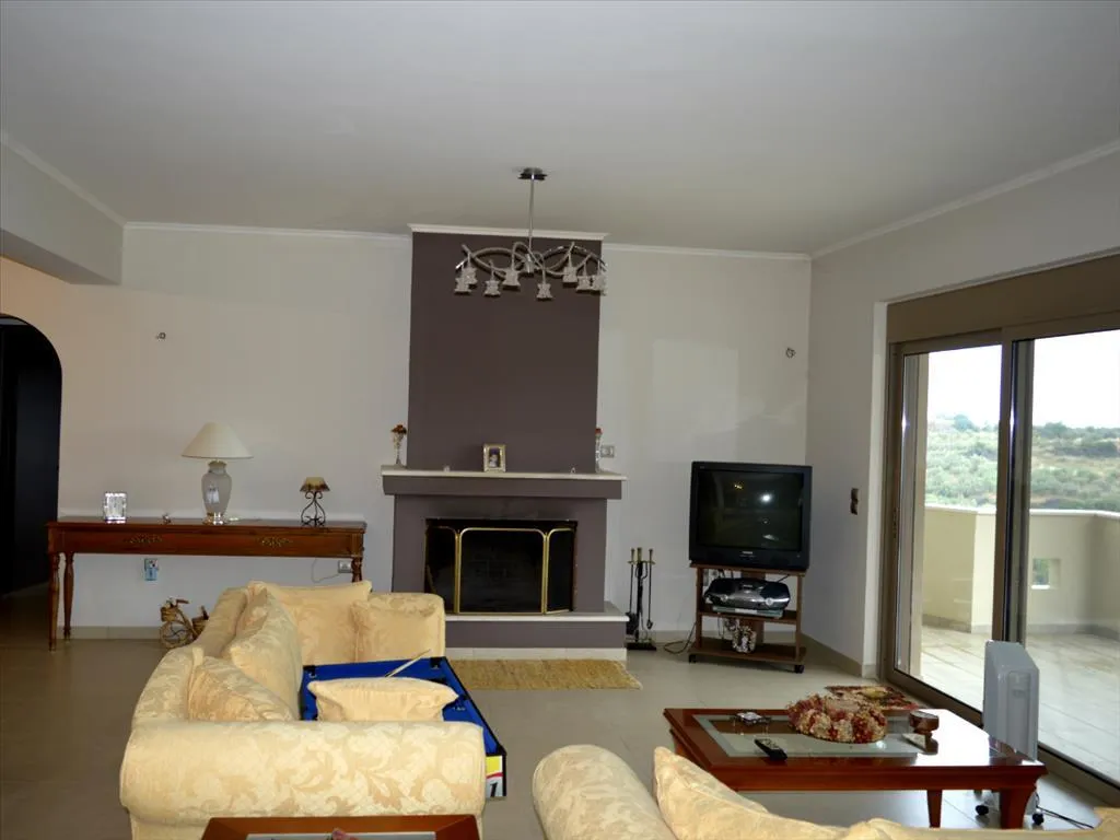 μονοκατοικία προς πώληση 350 τ.μ Άγιοι Θεόδωροι Κορινθία