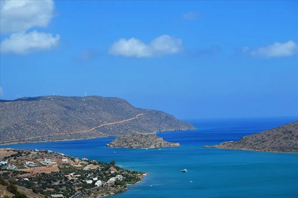 γη προς πώληση 29981 τ.μ Ελούντα Νομός Λασιθίου