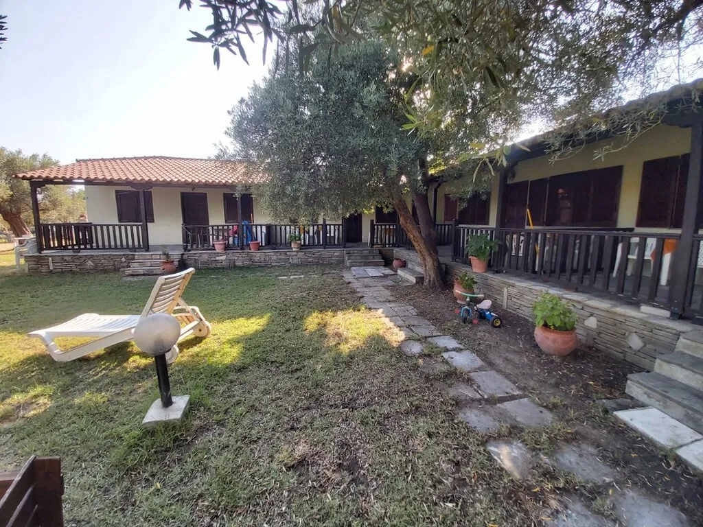 επιχείρηση προς πώληση 200 τ.μ Σιθωνία Χαλκιδική