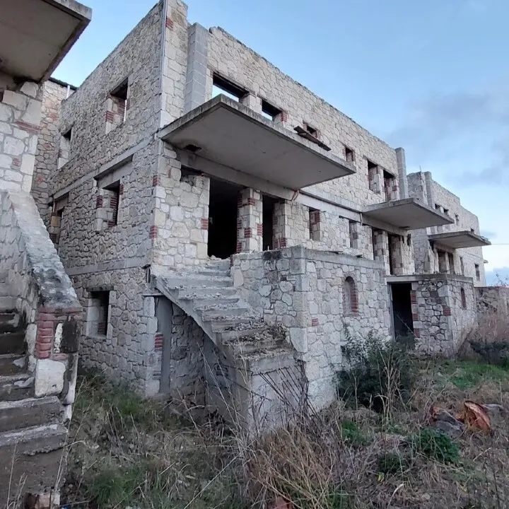 κτίριο προς πώληση 270 τ.μ Πολύγυρος Χαλκιδική