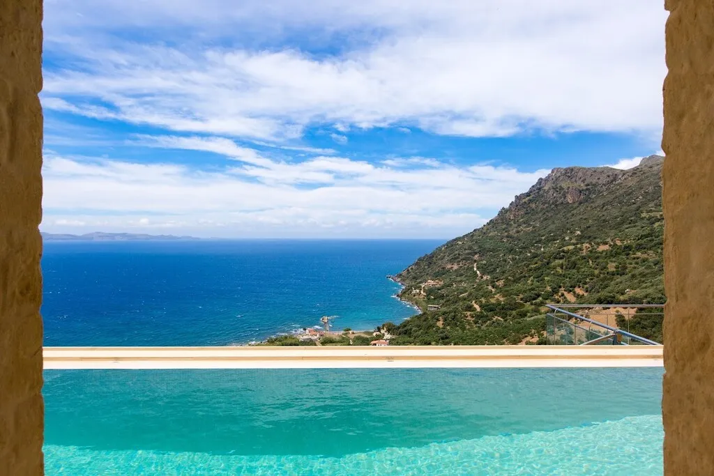 συγκρότημα προς πώληση 140 τ.μ Χανιά Νομός Χανίων