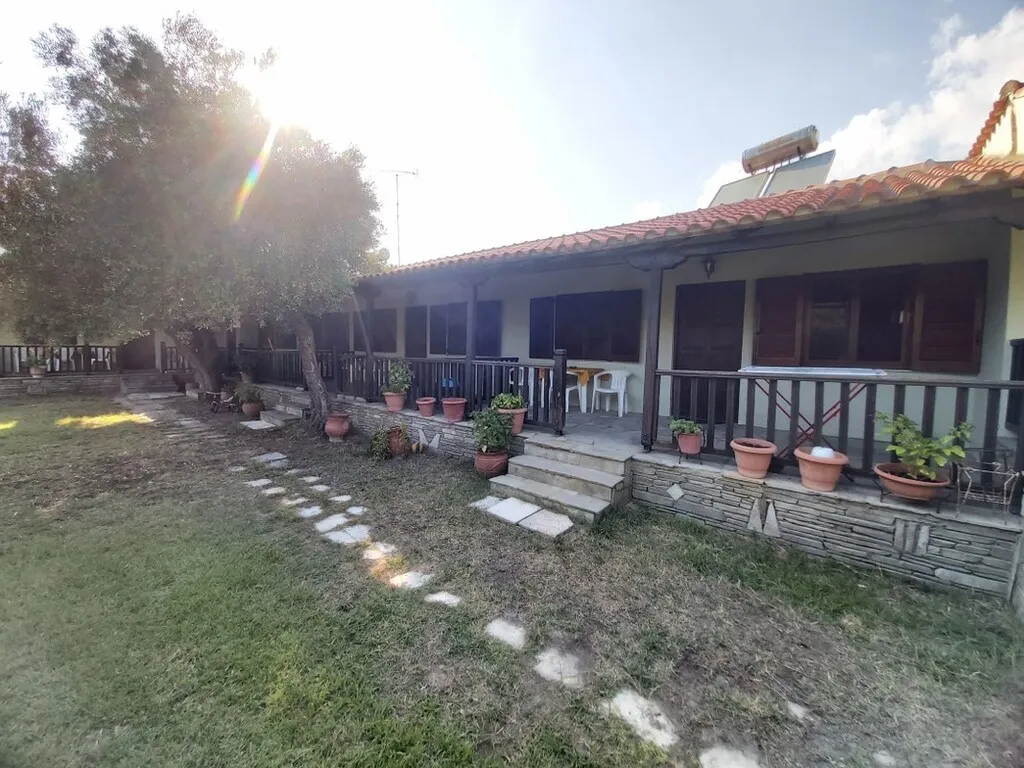 επιχείρηση προς πώληση 200 τ.μ Σιθωνία Χαλκιδική