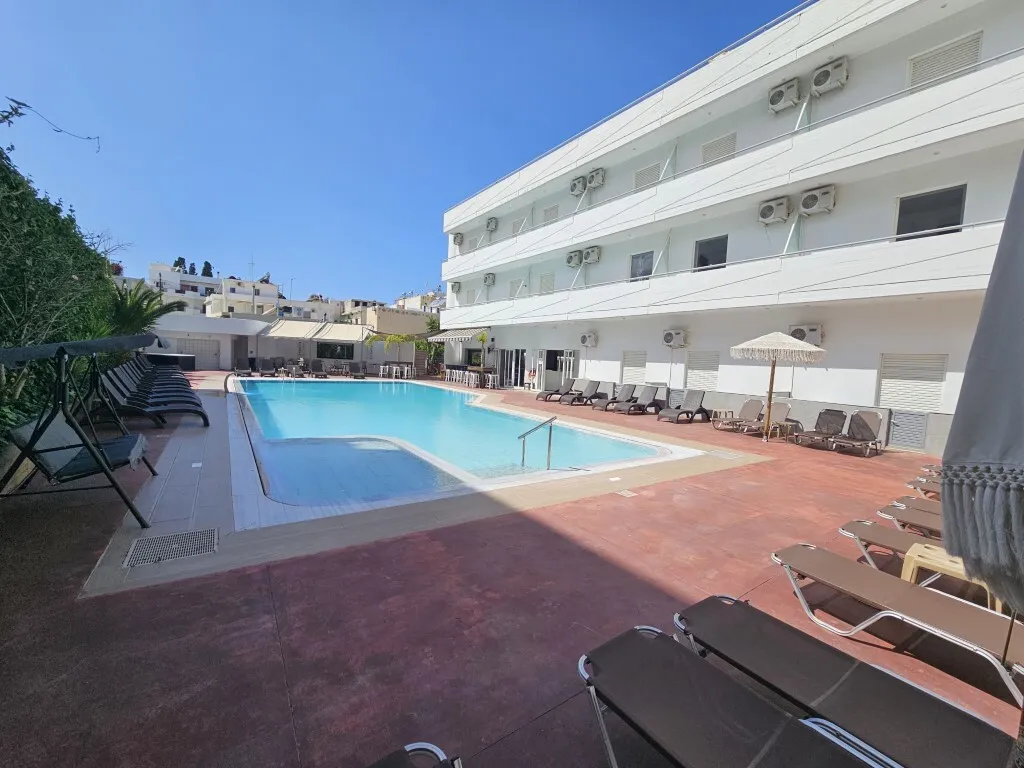 ξενοδοχείο προς πώληση 5200 τ.μ Χερσόνησος Νομός Ηρακλείου