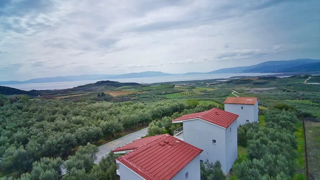 συγκρότημα προς πώληση 195 τ.μ Ορφάνι Νομός Καβάλας