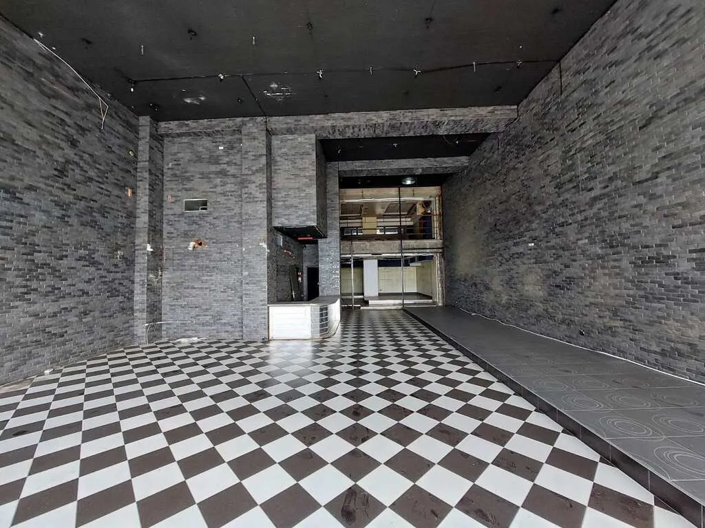 εμπορικό ακίνητο προς πώληση 405 τ.μ Κέντρο Θεσσαλονίκης Δήμος Θεσσαλονίκης