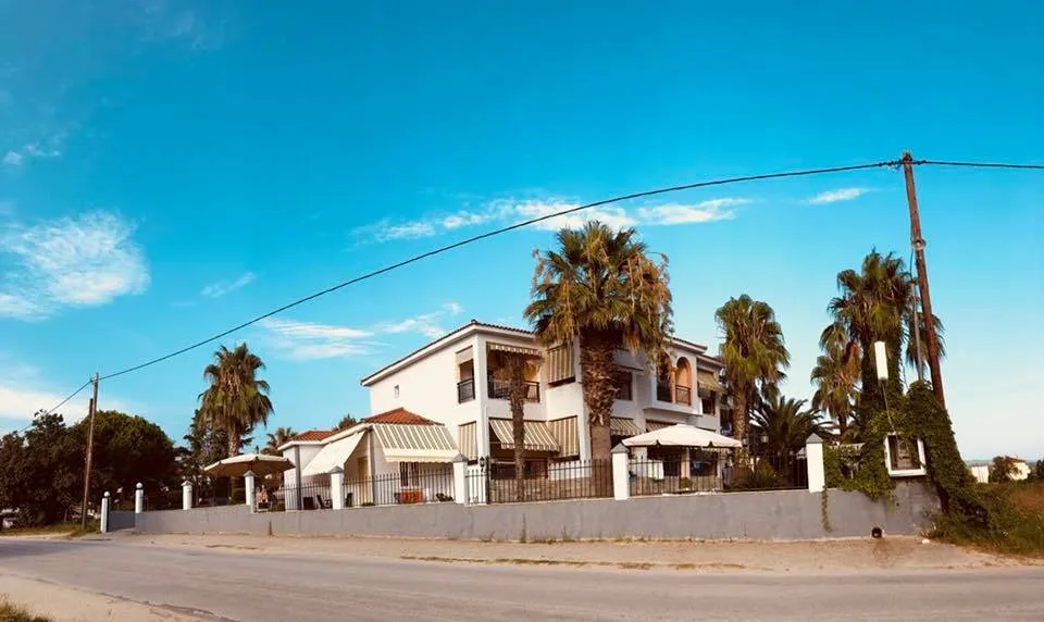 ξενοδοχείο προς πώληση 500 τ.μ Σιθωνία Χαλκιδική